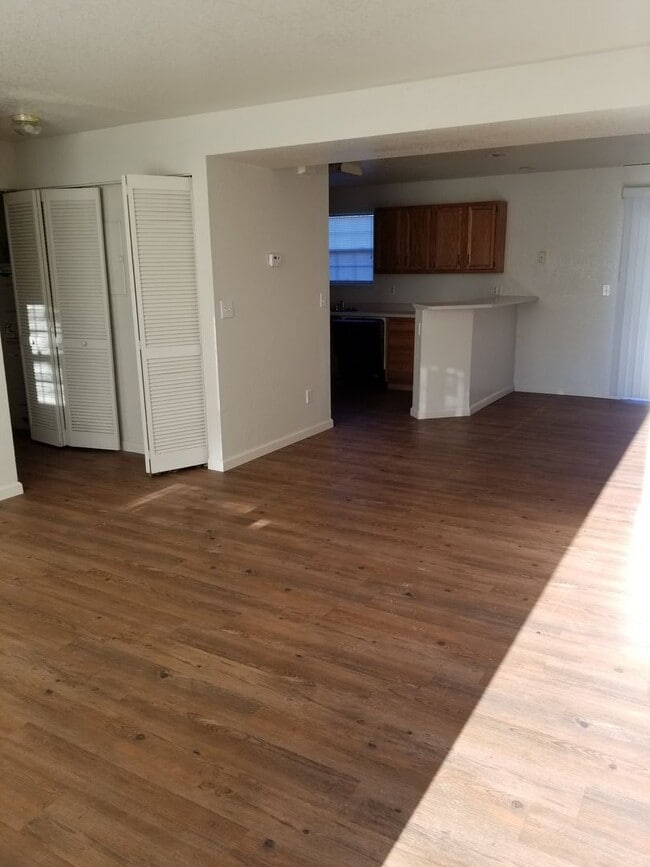 property at 1229 Glenridge St