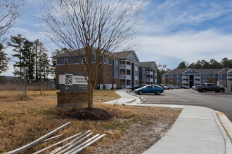 Apartments At Kingsridge in Richmond, VA - Building Photo - Building Photo