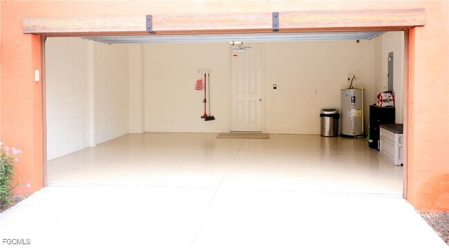 11837 Adoncia Way in Ft. Myers, FL - Building Photo - Building Photo