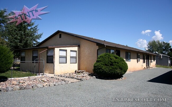 7001 E Thrush Ln in Prescott Valley, AZ - Building Photo - Building Photo
