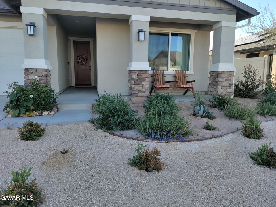 44243 Mahogany St in Lancaster, CA - Building Photo