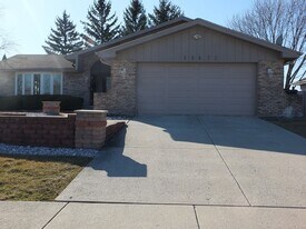 15438 Sulky Dr in Lockport, IL - Building Photo
