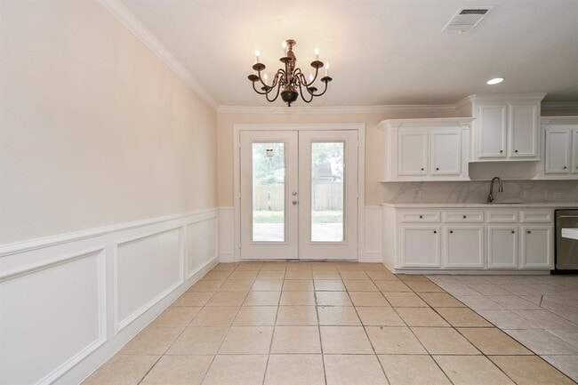 property at 44 Farrell St