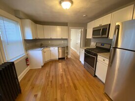 309 Highland Ave in Somerville, MA - Building Photo