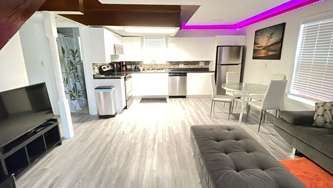 13100 Boca Ciega Ave in Madeira Beach, FL - Building Photo - Building Photo