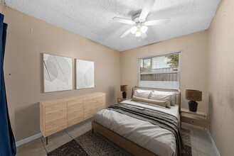 3111 W San Juan St in Tampa, FL - Building Photo - Interior Photo