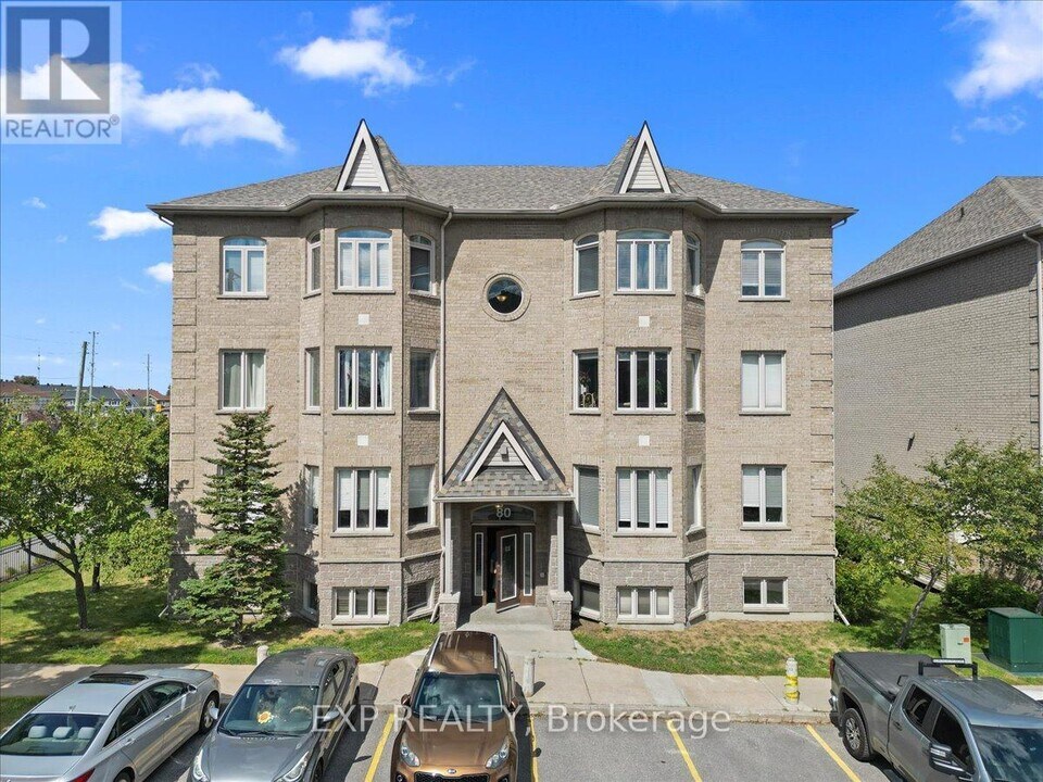 80 Briargate Private in Ottawa, ON - Building Photo