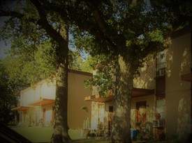 Shady Oaks Townhomes