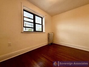 21 Fifth Avenue in Pelham, NY - Building Photo - Building Photo