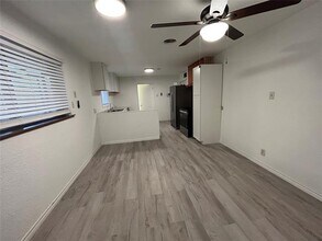 617 Forest Ln in Hurst, TX - Building Photo - Building Photo