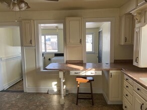 136 N Dewey Ave in Jefferson, WI - Building Photo - Building Photo