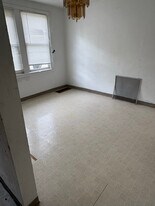 1910 Maple St in Munhall, PA - Building Photo