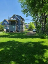 2134 Winnebago St, Unit 1 in Madison, WI - Building Photo - Building Photo