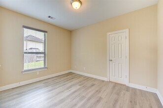 5530 Mangrove Creek Ln in Sugar Land, TX - Building Photo - Building Photo