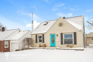 1529 36th St NW in Canton, OH - Building Photo