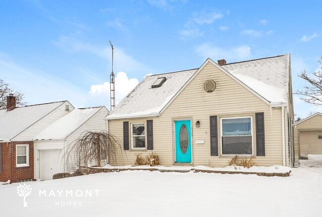 property at 1529 36th St NW