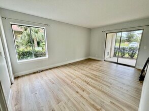6446 Chasewood Dr in Jupiter, FL - Building Photo - Building Photo