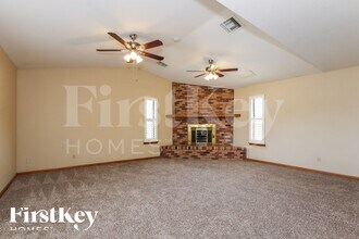 5205 W Aster Dr in Glendale, AZ - Building Photo - Building Photo