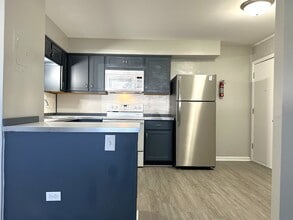 9709 W Lorraine Dr in Countryside, IL - Foto de edificio - Building Photo