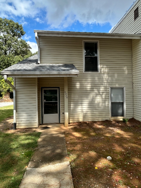 property at 4324 Idlewood Ln