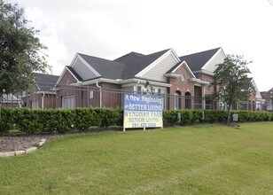 Wyndham Park, 55+ senior living community in Baytown, TX - Building Photo - Building Photo