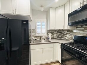8828 Haas Ave, Unit 8828 in Los Angeles, CA - Building Photo - Building Photo