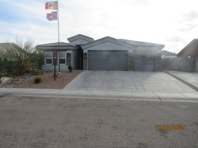 property at 2244 Dollarhide Dr