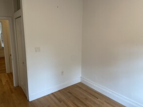 38 Newton St, Unit 2 in Boston, MA - Foto de edificio - Building Photo