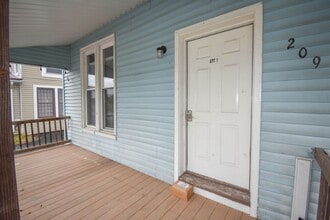 209 Main St in Beech Creek, PA - Building Photo - Building Photo