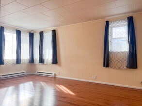 154 Cleveland St in Lebanon, OR - Building Photo - Building Photo