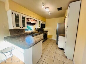 150 Queensland Ave in Merritt Island, FL - Building Photo - Building Photo