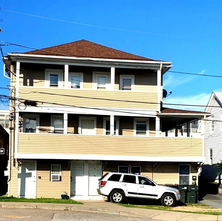 30 Brookside Ave Photo