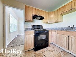 813 Cambridge Ave in Matteson, IL - Building Photo - Building Photo