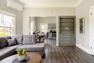 731 S Marengo Ave in Pasadena, CA - Building Photo