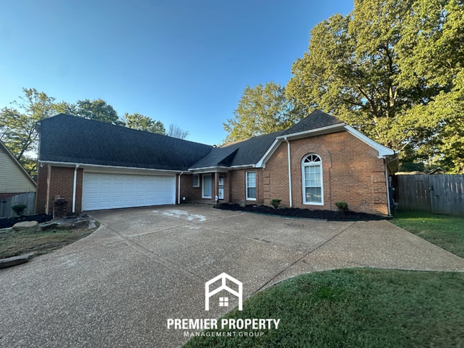 8531 Woodcock Cove in Memphis, TN - Building Photo - Building Photo