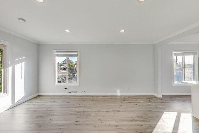 property at 1926 Sacramento St