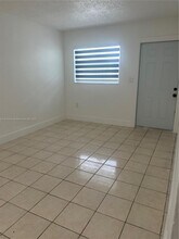 590 NW 65th St in Miami, FL - Building Photo - Building Photo