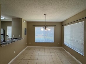 1635 Fluorshire Dr in Brandon, FL - Building Photo - Building Photo