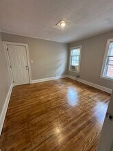 28 Foley St, Unit 2 in West Hartford, CT - Building Photo - Building Photo
