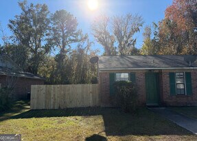 406 Admiral's Walk Dr in St. Marys, GA - Building Photo