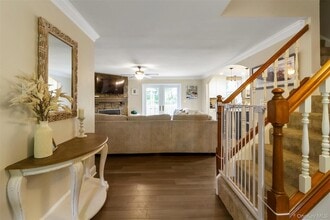 4 Plum Tree Ct in Brewster, NY - Building Photo - Building Photo