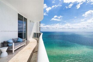 16001 Collins Ave in Sunny Isles Beach, FL - Building Photo