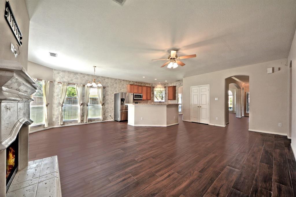 1611 Winston Homestead Dr in Richmond, TX - Building Photo