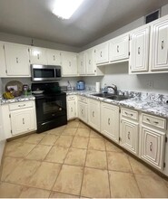 475-2711 N Halifax Ave in Daytona Beach, FL - Building Photo - Building Photo