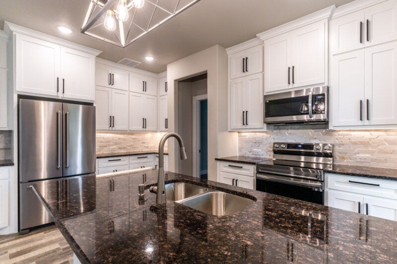 310 Ditto Ave in Arlington, TX - Building Photo