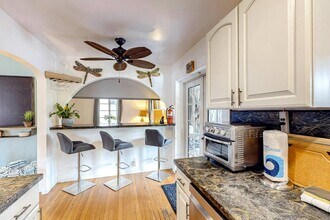 1826 Thomas St in Hollywood, FL - Building Photo - Building Photo