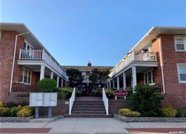 property at 215 W Broadway