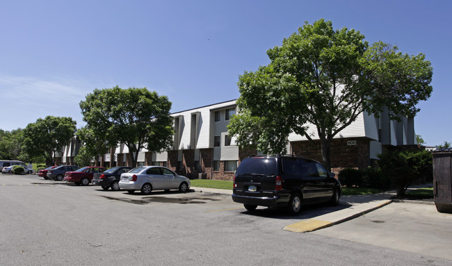 College Hill Apartments in Batavia, OH - Building Photo - Building Photo