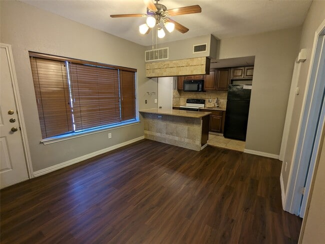 property at 601 Nelray Blvd