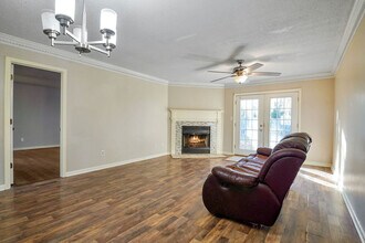 3507 Wildewood Dr in Pelham, AL - Foto de edificio - Building Photo